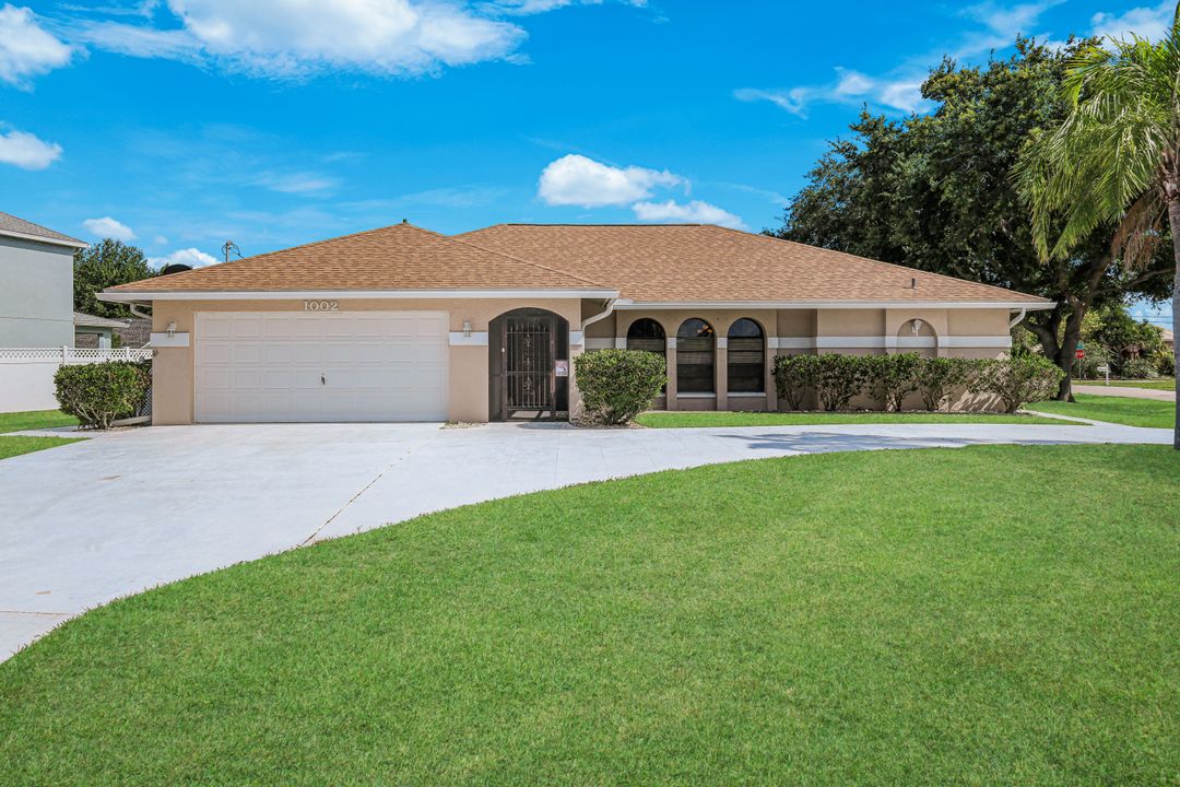 1002 SE 5th St, Cape Coral, FL 33990