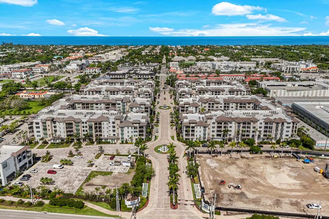 1130 3rd Ave S #207, Naples, FL 34102