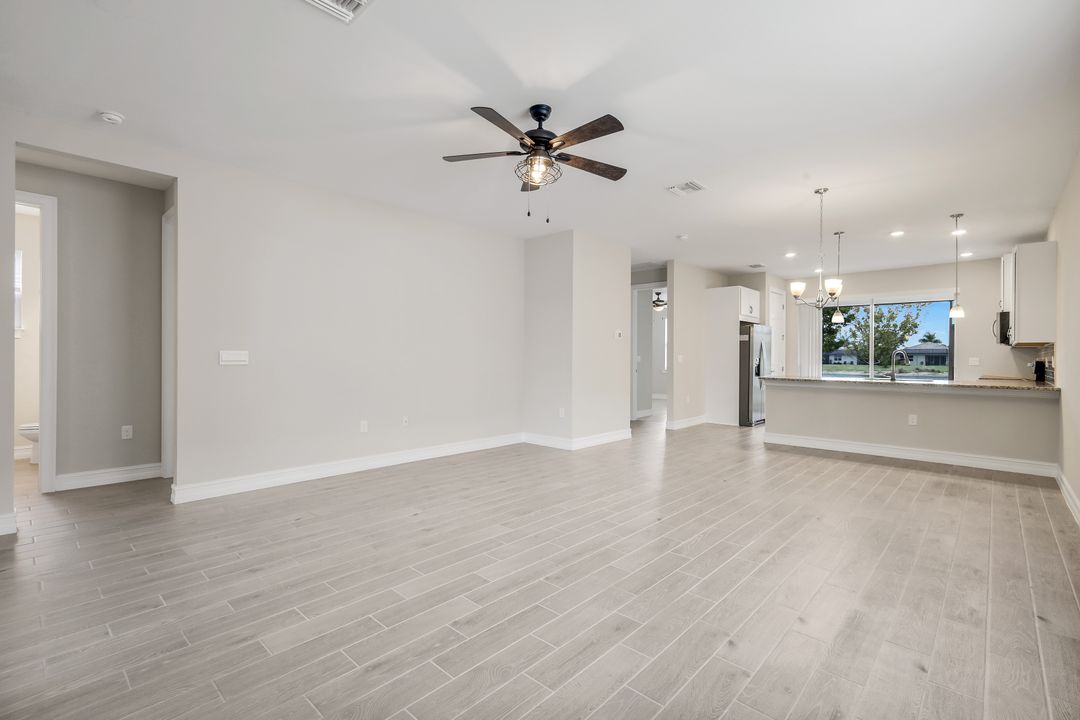 16717 Seasons Coast Dr, Bonita Springs, FL 34135