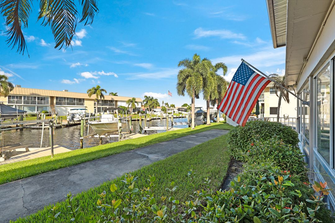 1665 Edith Esplanade #104, Cape Coral, FL 33904