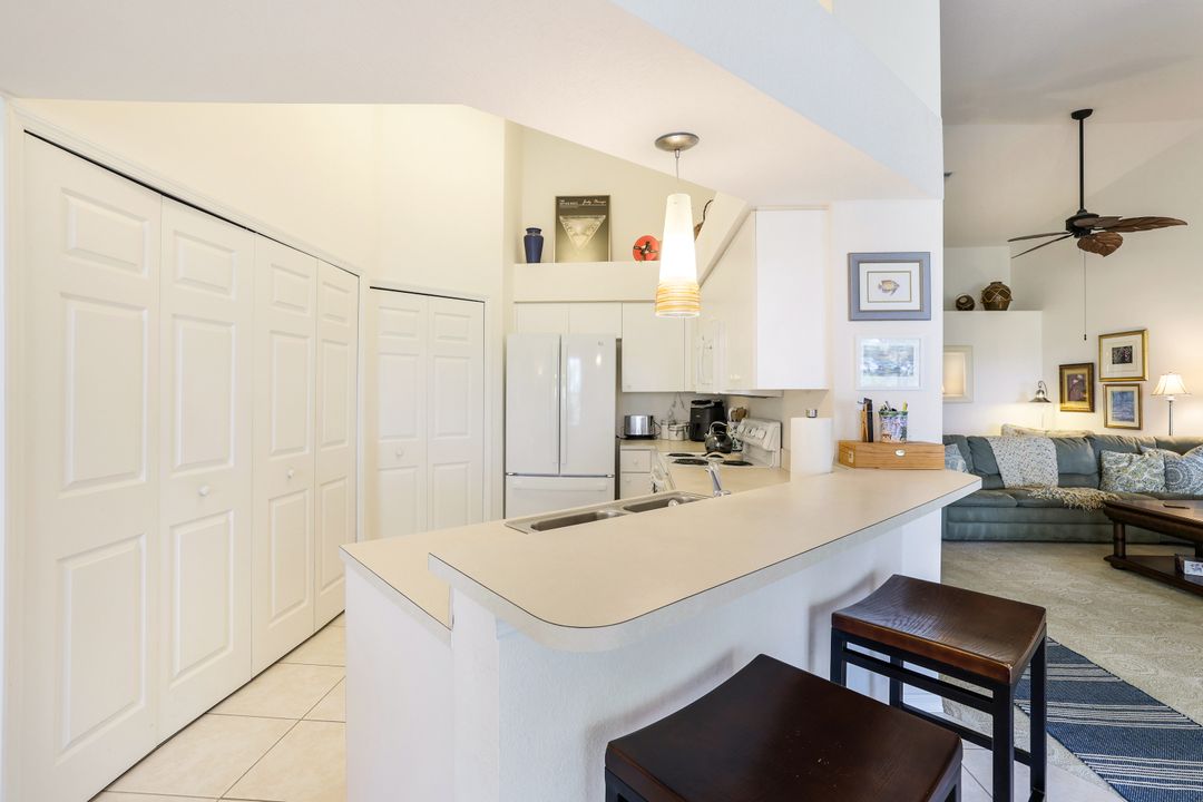15495 Cedarwood Ln #9-303, Naples, FL 34110