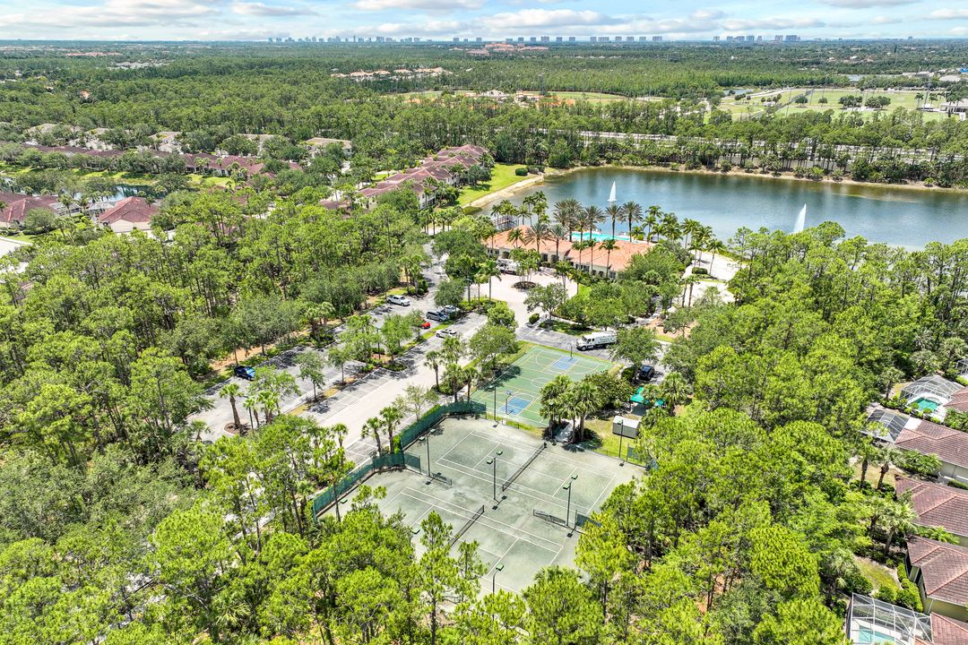 1902 Tarpon Bay Dr N  #101, Naples, FL 34119