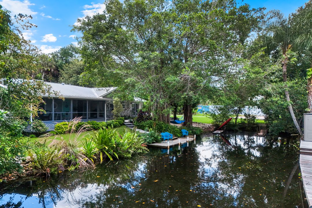 27292 East Dr, Bonita Springs, FL 34135