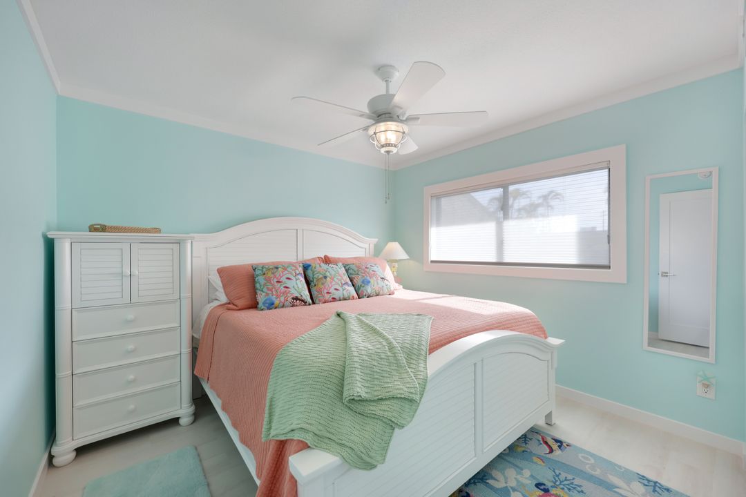 896 Buttonwood Dr #107, Fort Myers Beach, FL 33931