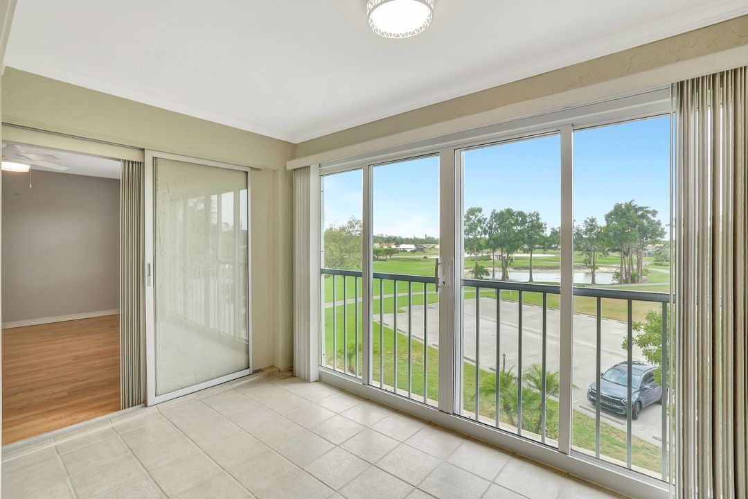 1051 Foxfire Ln #309, Naples, FL 34104