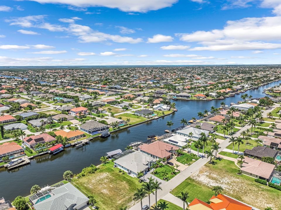 5228 SW 20th Ave, Cape Coral, FL 33914