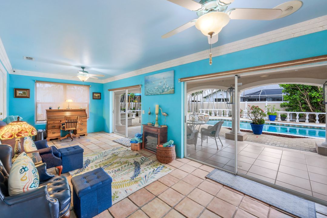 2310 SW 53rd St, Cape Coral, FL 33914