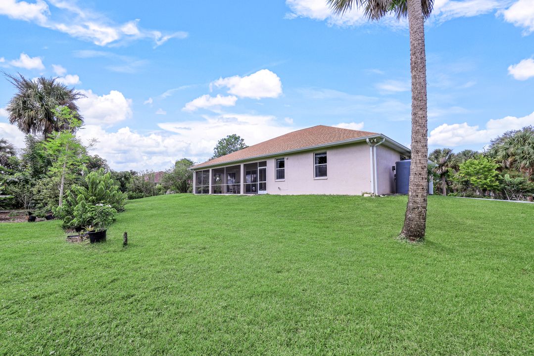 220 13th St SW, Naples, FL 34117