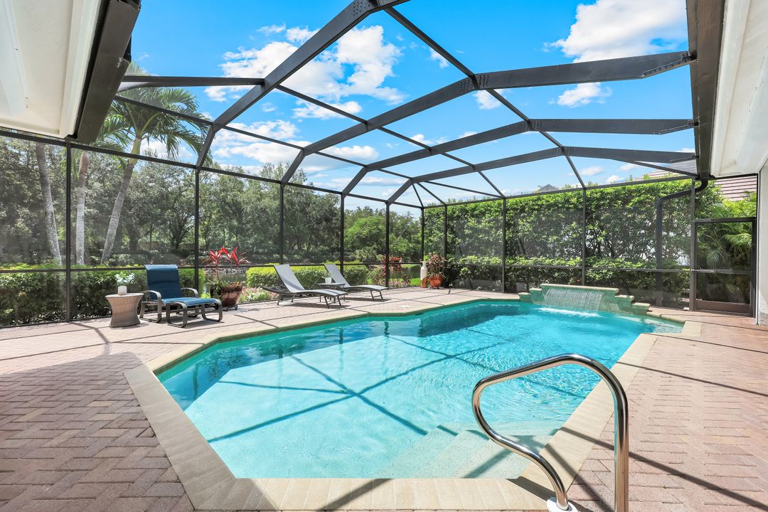 6632 Glen Arbor Way, Naples, FL 34119