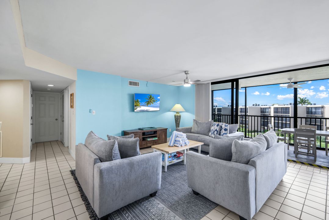 1401 Middle Gulf Dr #T 401, Sanibel, FL 33957