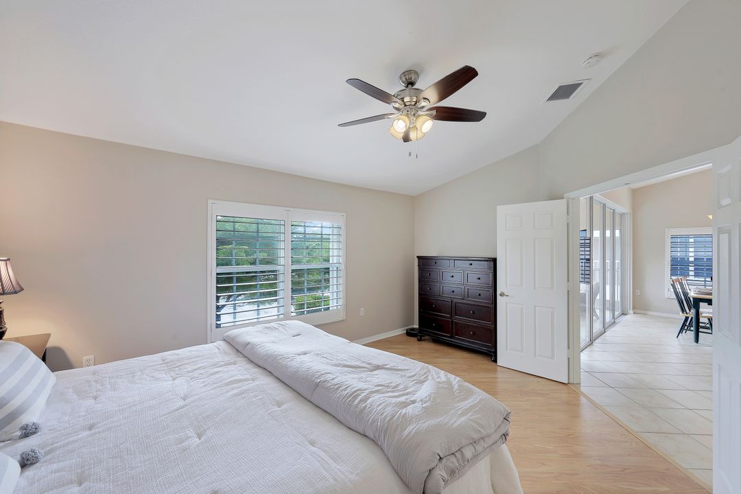 6320 Lexington Ct #202, Naples, FL 34110