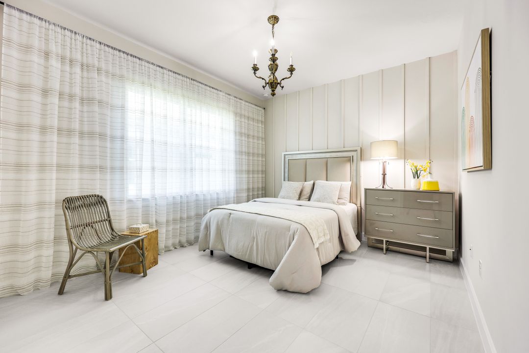 8943 Gustavia Ct, Naples, FL 34112