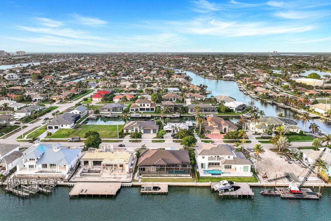 1275 Winterberry Dr, Marco Island, FL 34145