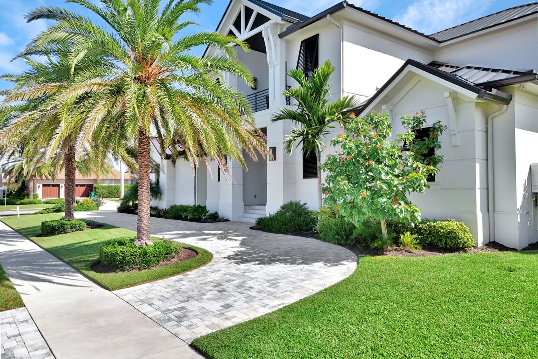 701 Plantation Ct, Marco Island, FL 34145
