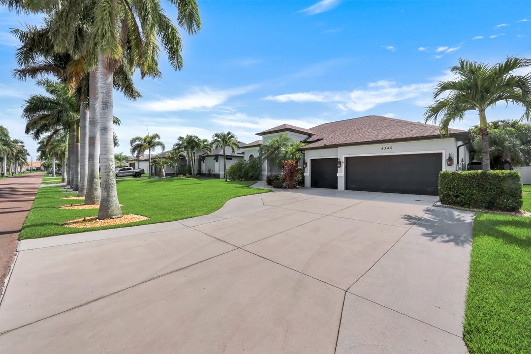 4346 SW 25th Ave, Cape Coral, FL 33914