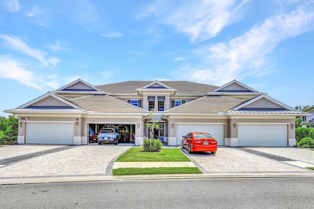 172 Indies Dr E #102, Naples, FL null