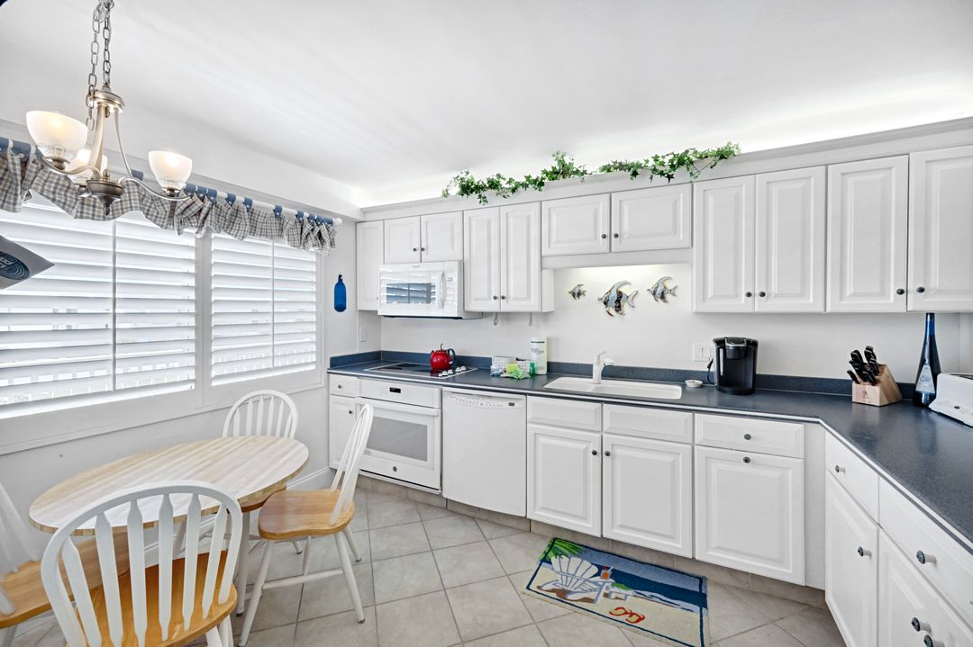 200 Periwinkle Way #A 311, Sanibel, FL 33957