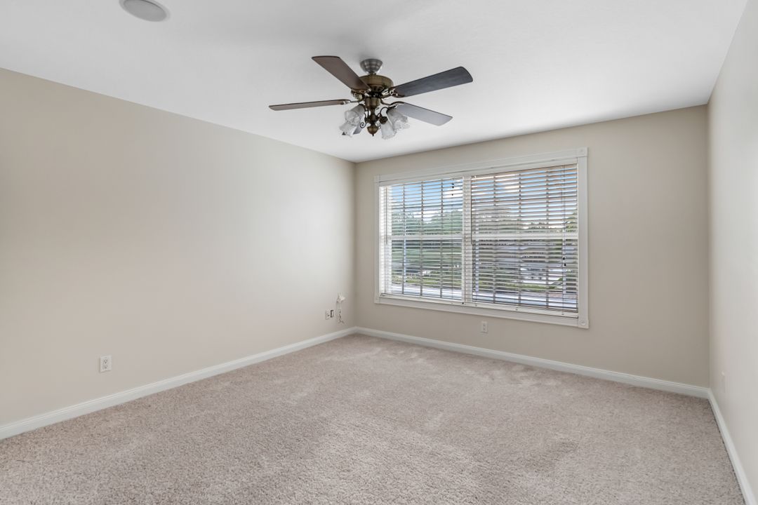 3360 Cayman Ln, Naples, FL 34119