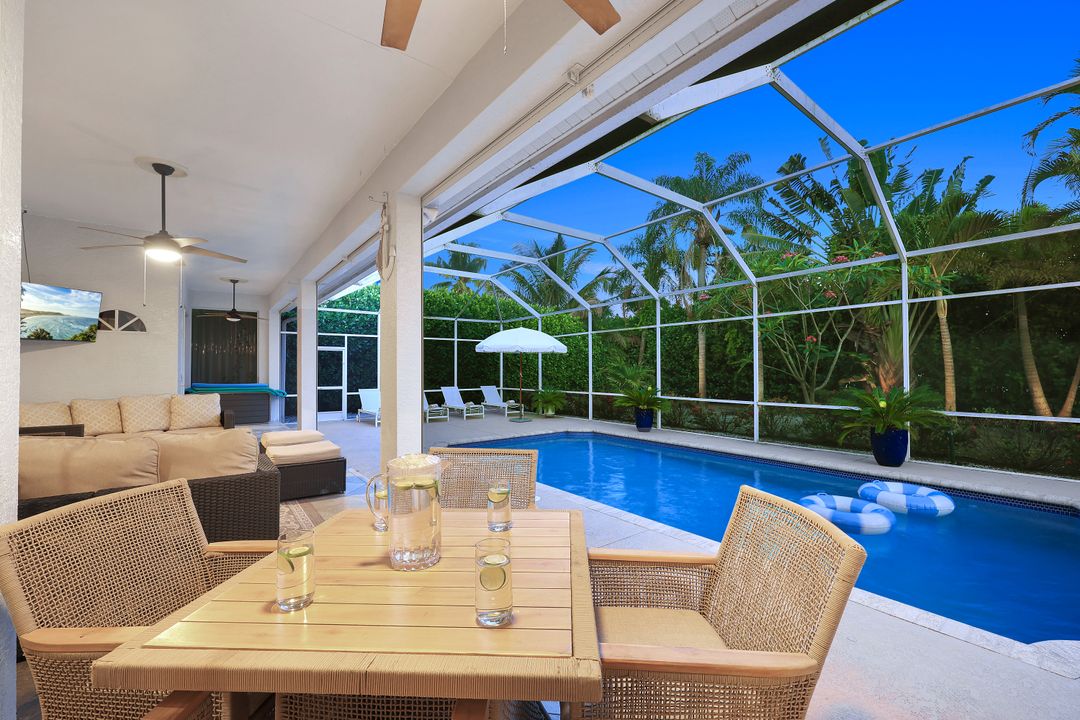 778 95th Ave N, Naples, FL 34108