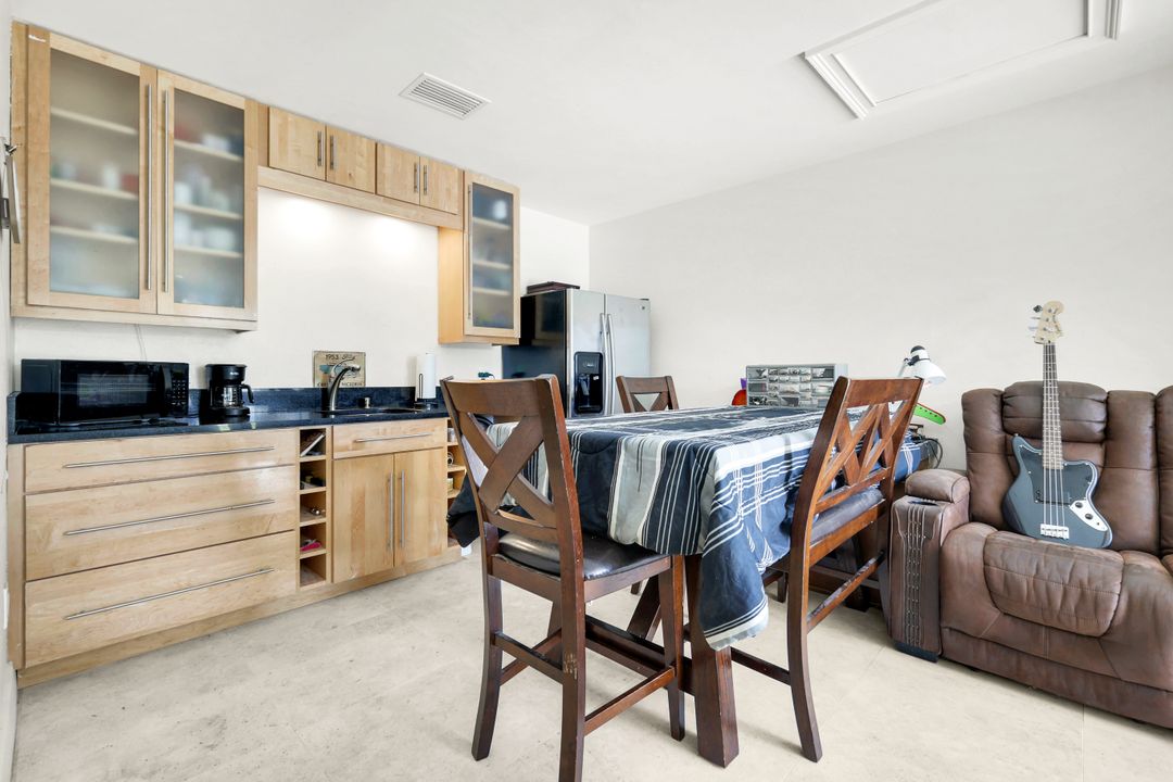 5630 Copper Leaf Ln, Naples, FL 34116