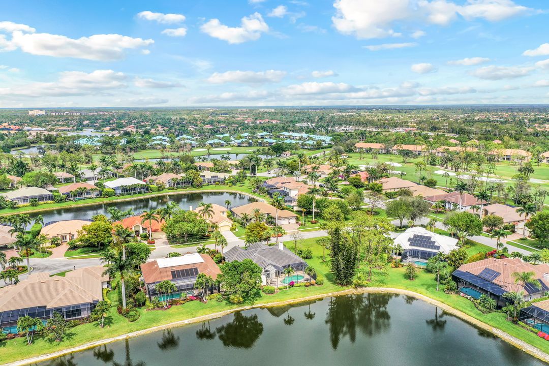 7092 Peach Blossom Ct, Naples, FL 34113