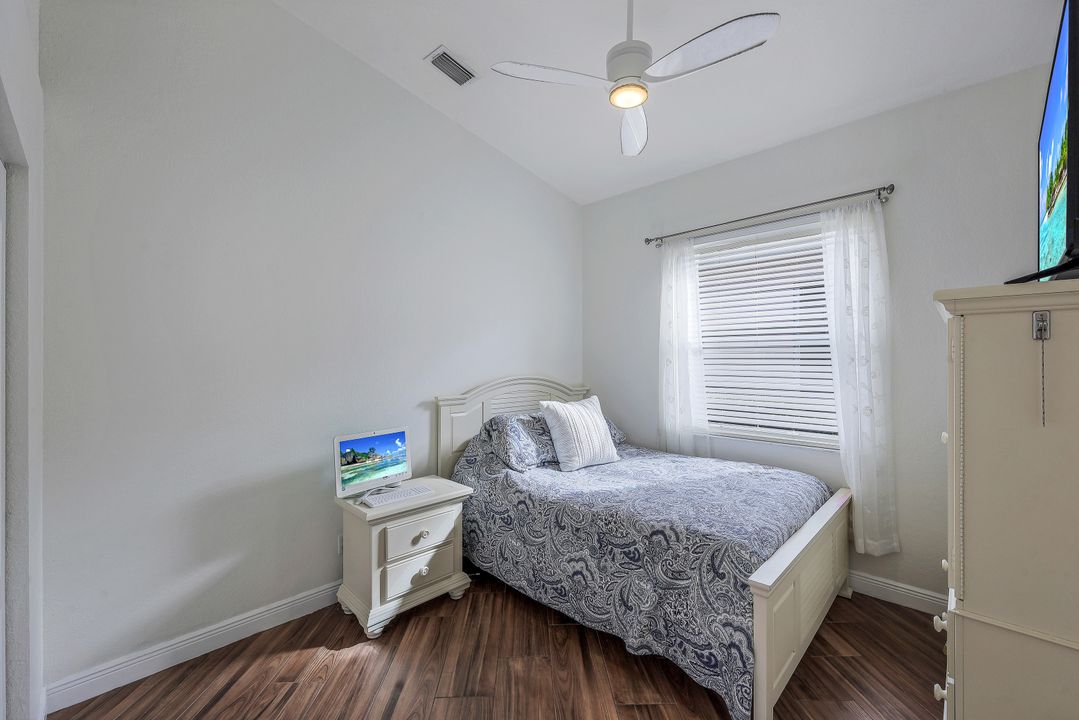 8687 Ibis Cove Cir, Naples, FL 34119