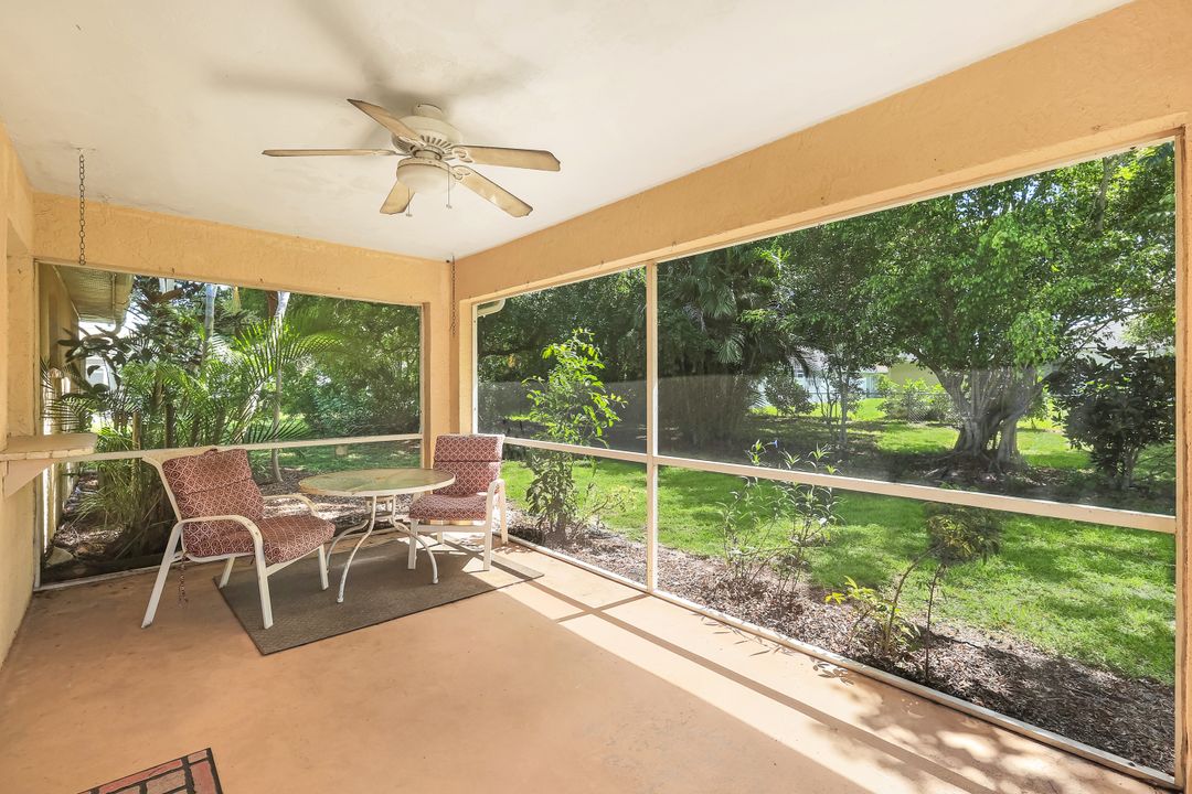 1015 SE 4th Pl, Cape Coral, FL 33990