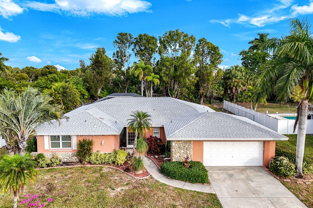 5203 Selby Dr, Fort Myers, FL 33919
