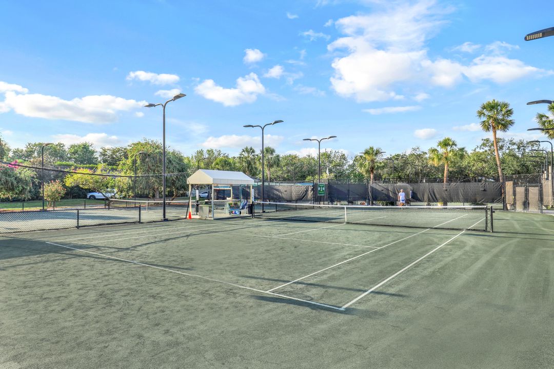 1855 Les Chateaux Blvd #201, Naples, FL 34109