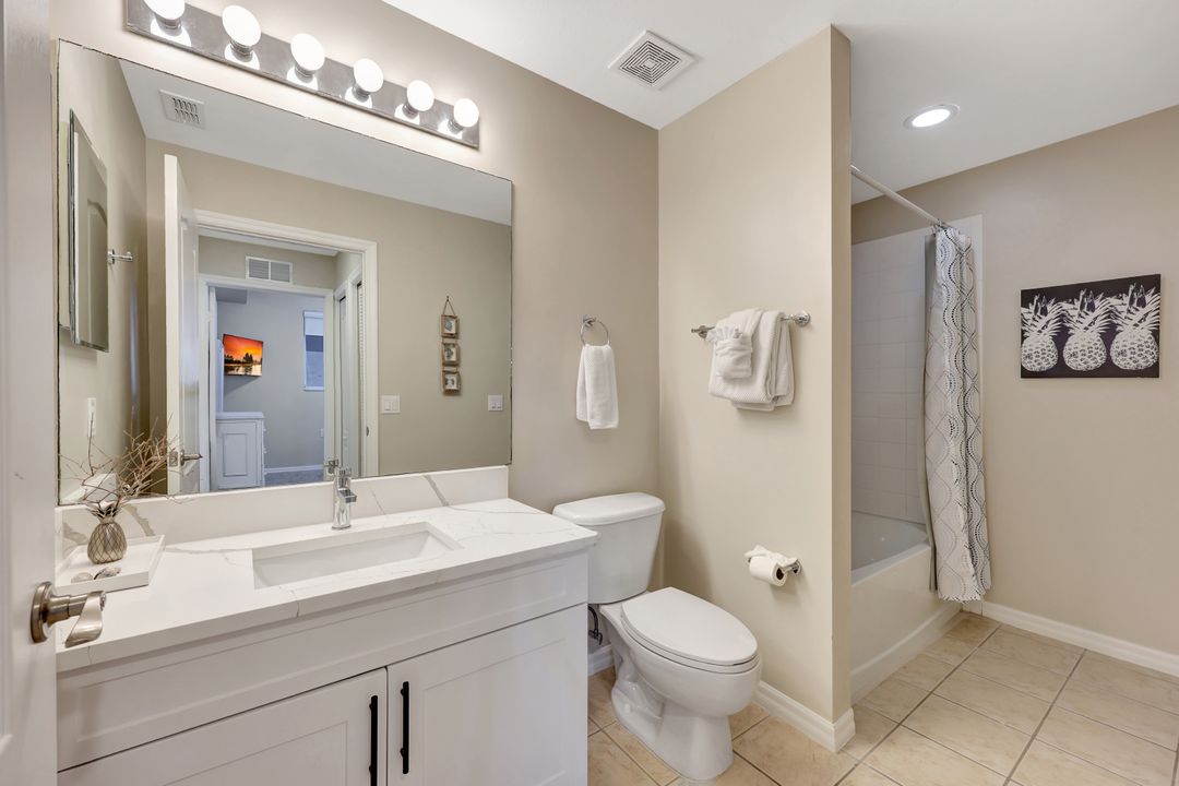 16615 Lake Cir Dr #414, Fort Myers, FL 33908