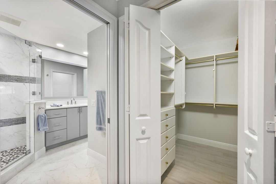 6240 Reserve Cir #802, Naples, FL 34119
