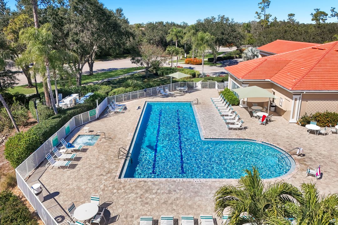 6360 Lexington Ct  #201, Naples, FL 34110