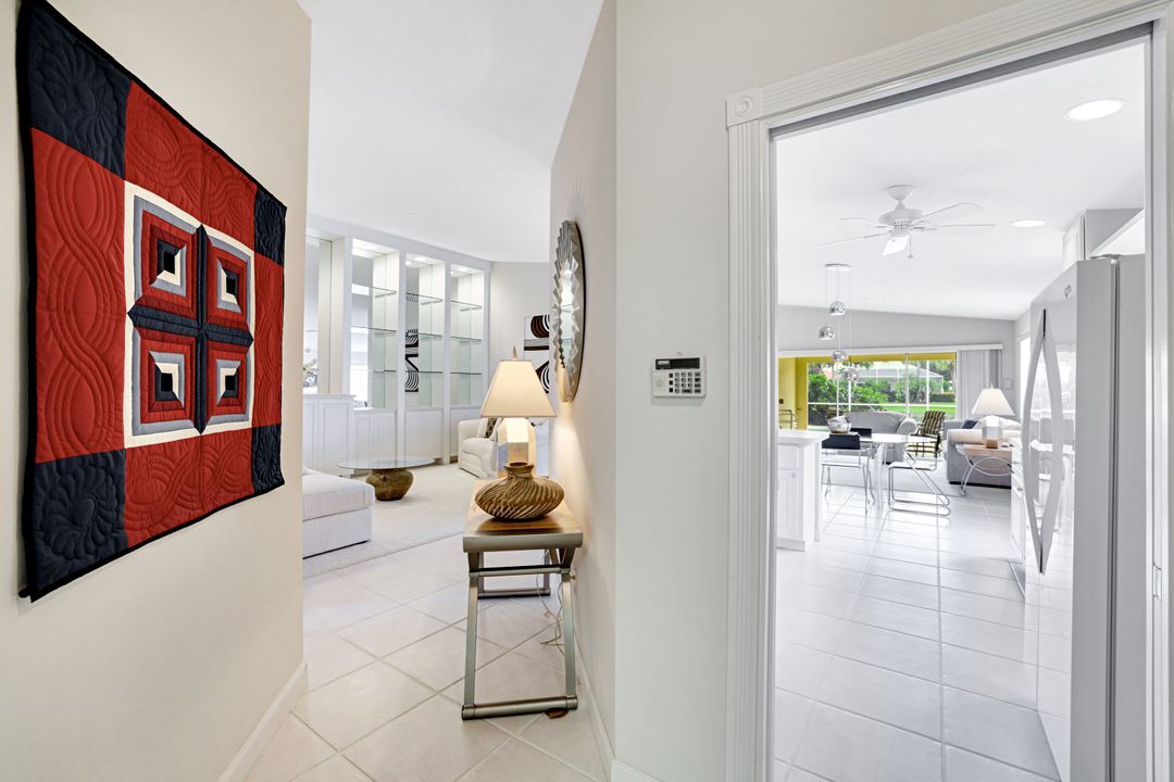 4307 Redonda Ln, Naples, FL 34119