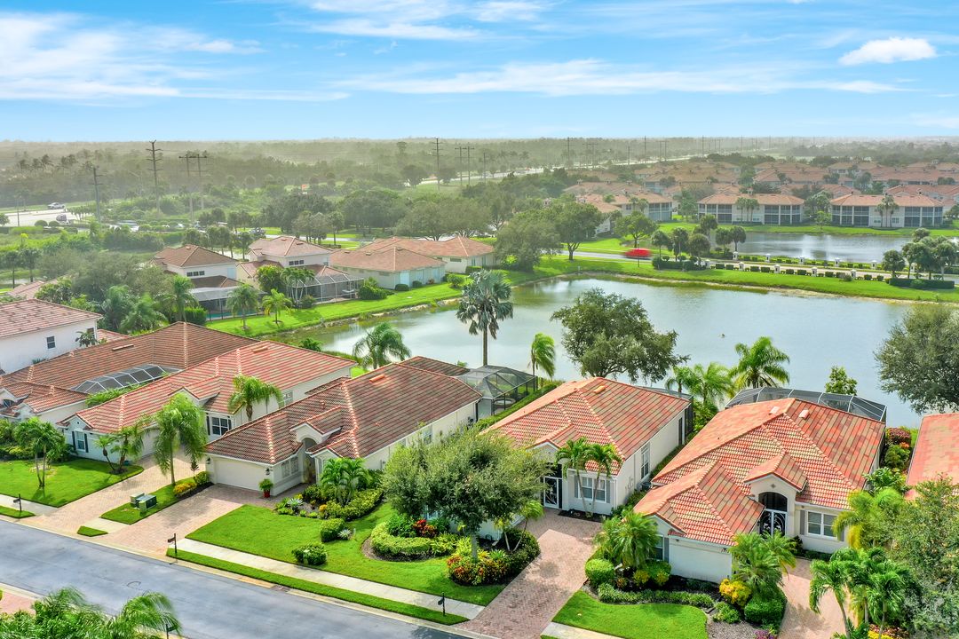 3376 Sandpiper Way, Naples, FL 34109