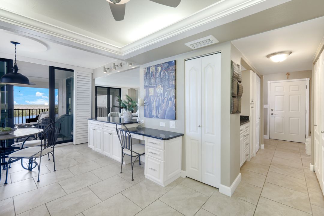 4253 Bay Beach Ln #7A, Fort Myers Beach, FL 33931