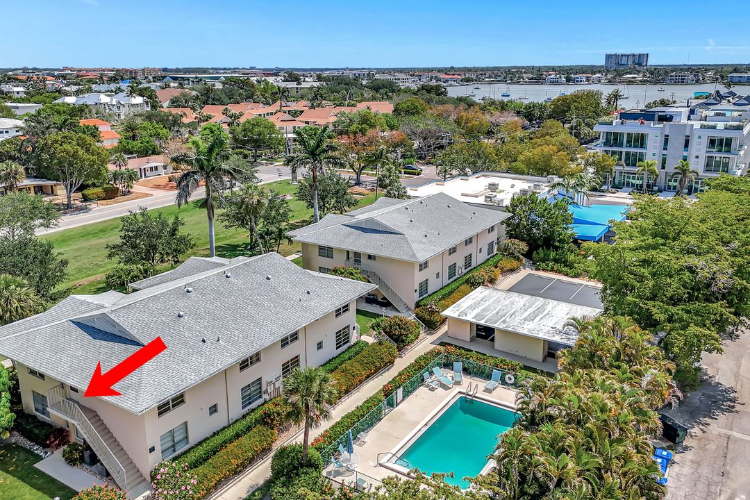 722 Broad Ave S #722, Naples, FL 34102