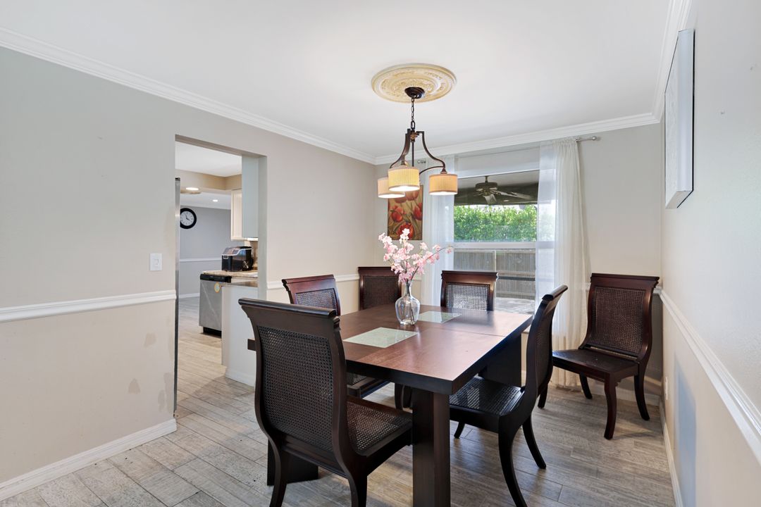 8110 Valencia Rd, Fort Myers, FL 33967