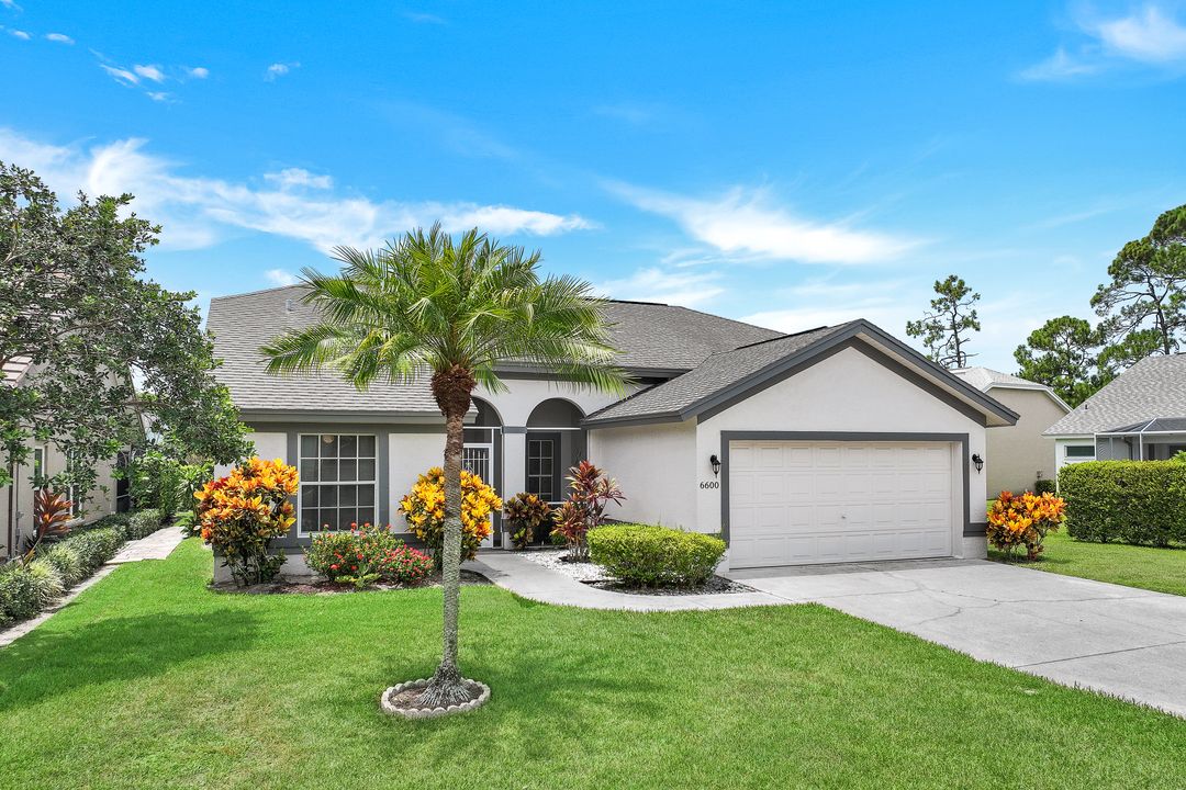 6600 Bishopgate Ln, Naples, FL 34104