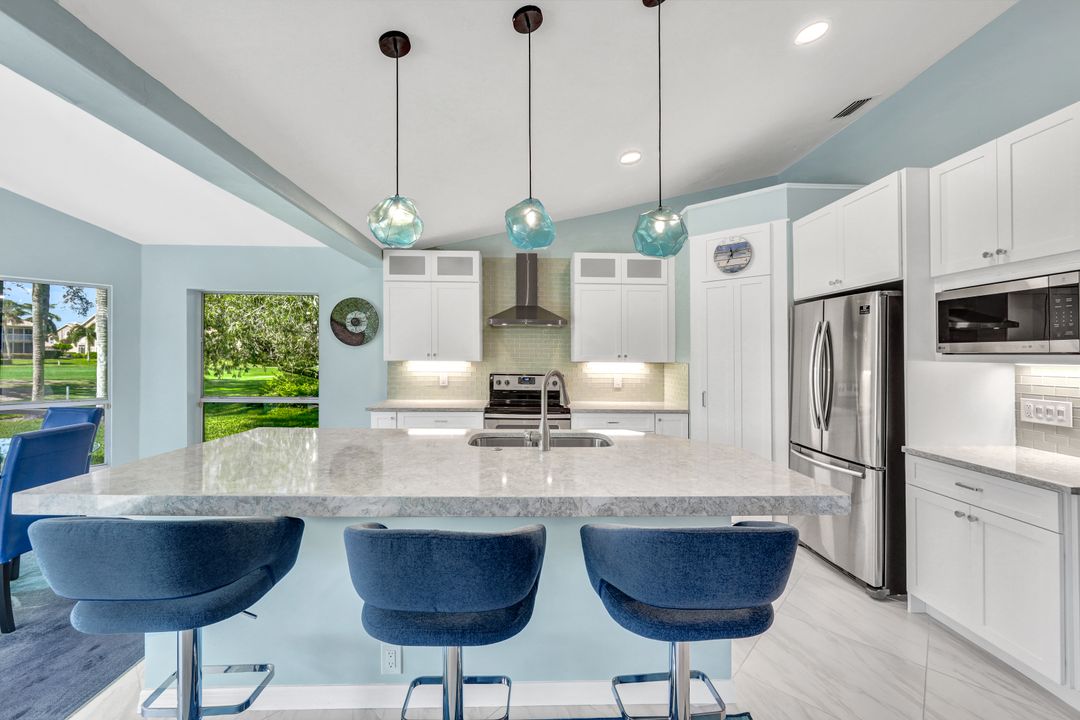 13280 Bridgeford Ave, Bonita Springs, FL 34135