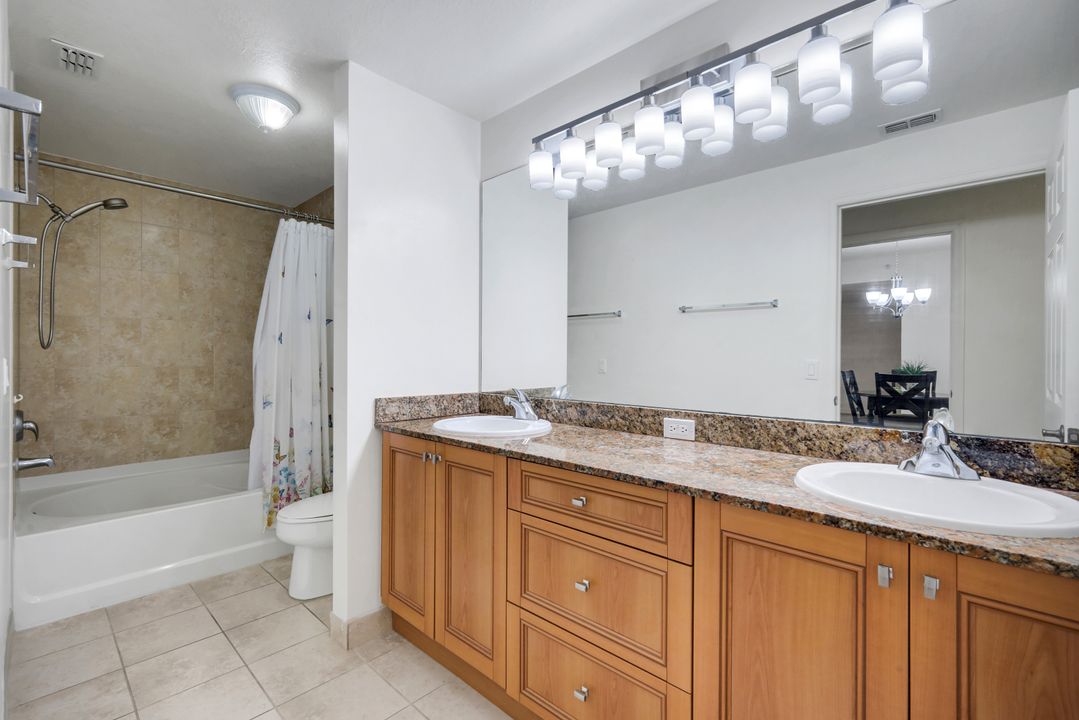 20221 Estero Gardens Cir #105, Estero, FL 33928