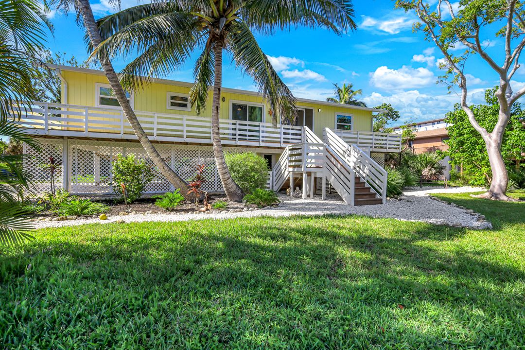 1752 Serenity Ln, Sanibel, FL 33957