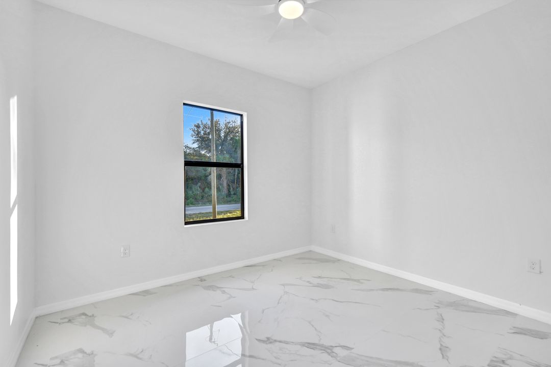 1237 Hillcrest St E, Lehigh Acres, FL 33974