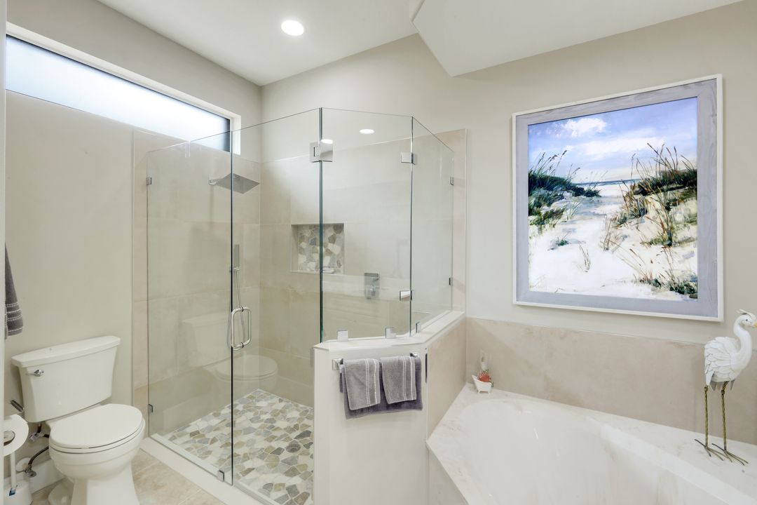 8612 Ibis Cove Cir, Naples, FL 34119