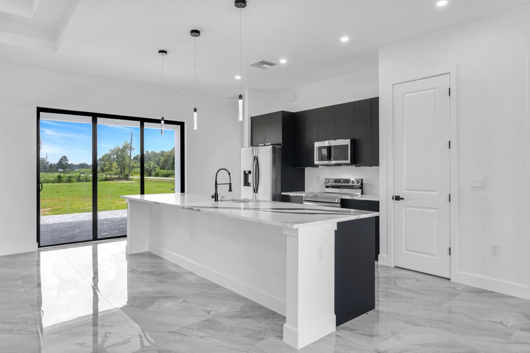 7681 15th Terrace, LaBelle, FL 33935