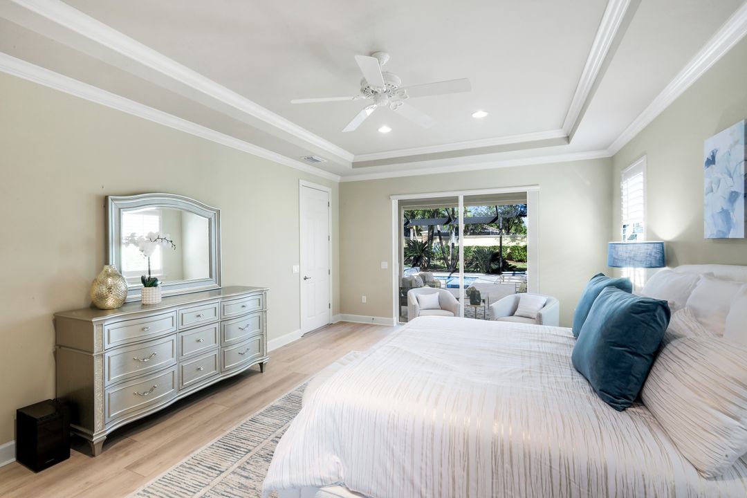 9314 Quarry Dr, Naples, FL 34120