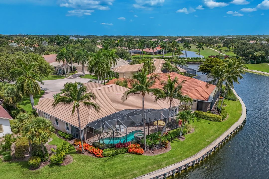 2988 St Barnabas Ct, Naples, FL 34105