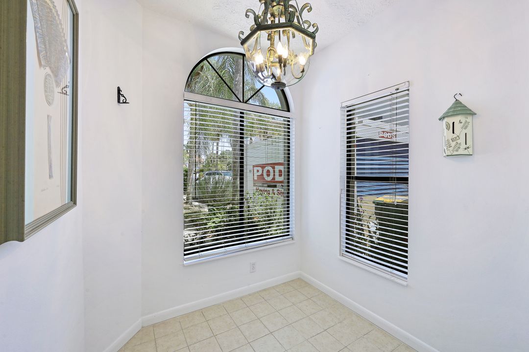 2182 Anchorage Ln #A, Naples, FL 34104