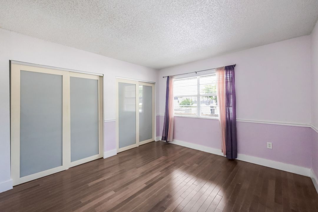 10900 SW 104th St #122, Miami, FL 33176