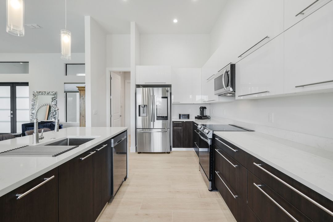 1506 SW 28th St, Cape Coral, FL 33914