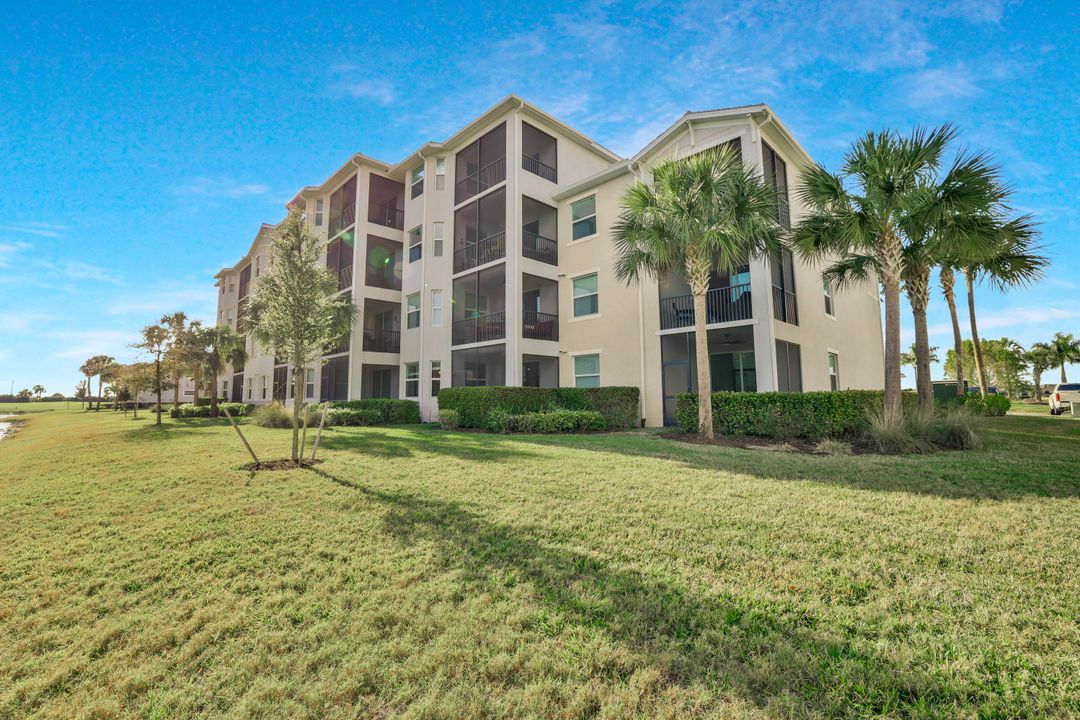 6058 National Blvd #312, Ave Maria, FL 34142